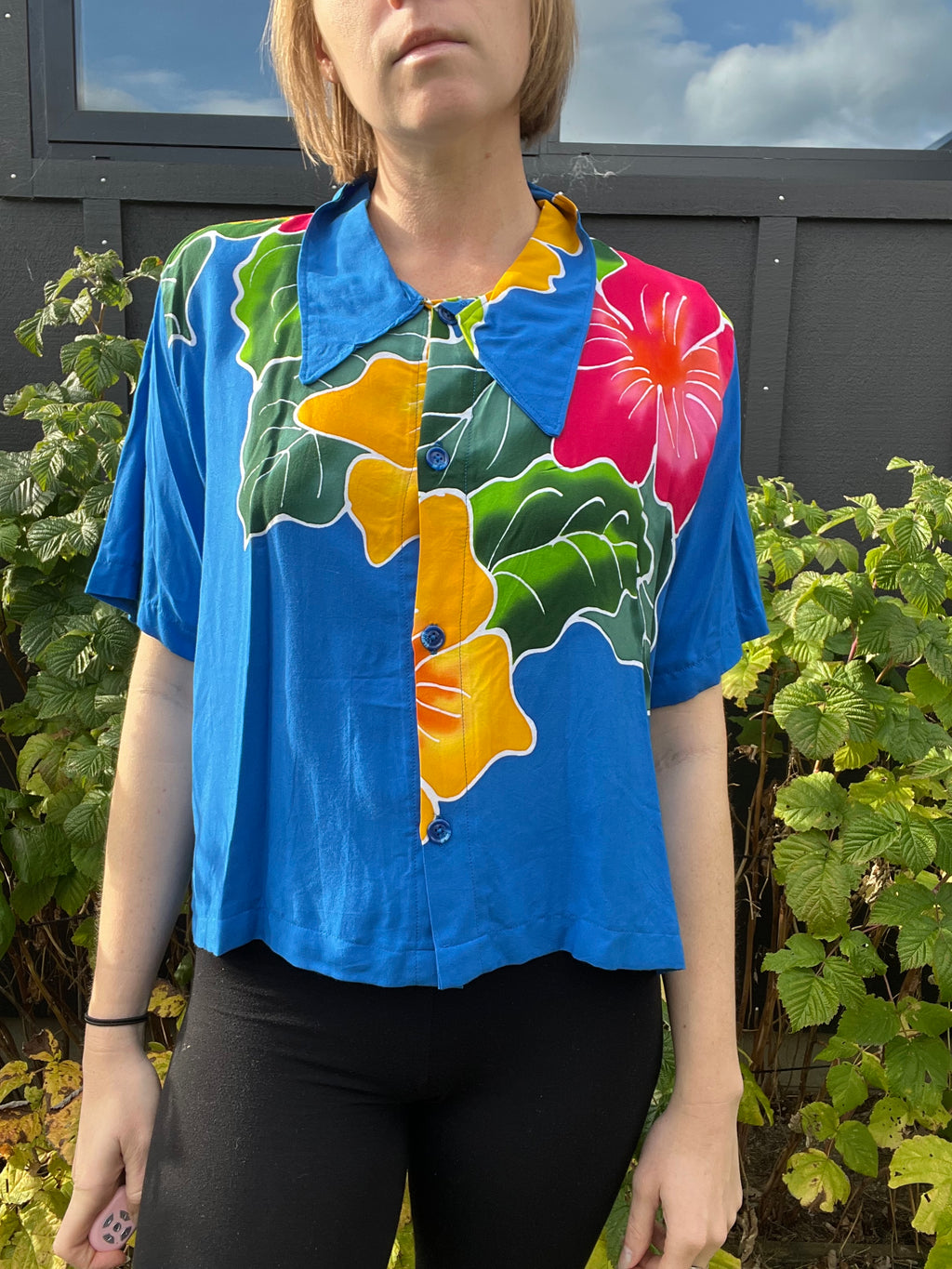 Aloha Friday - XL - Hibiscus Haven