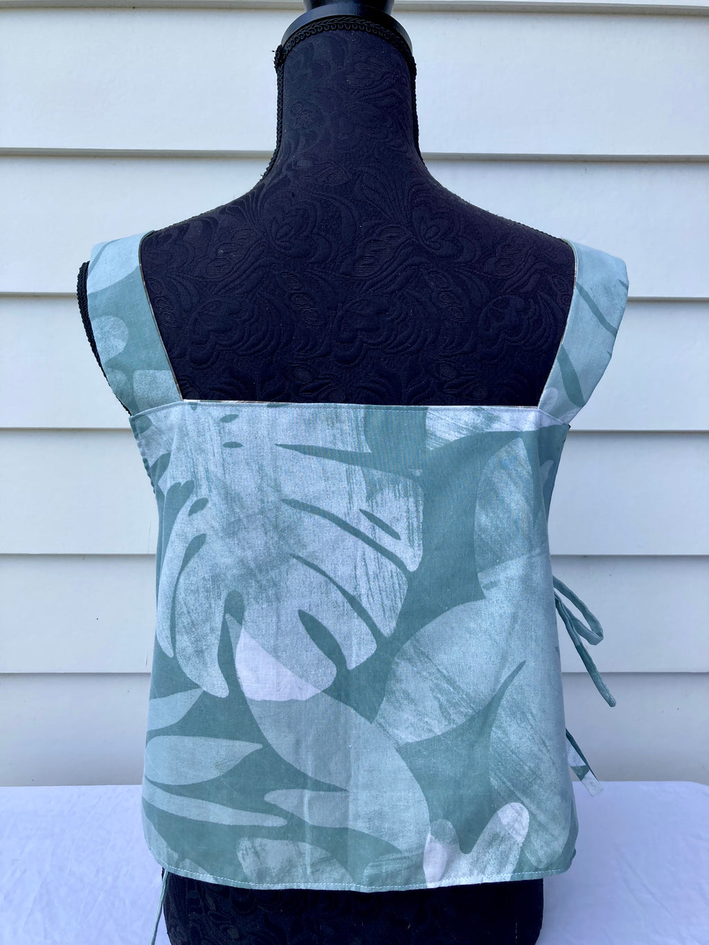 Reversible Side Tie Tank Top - Size 12 - Rainforest