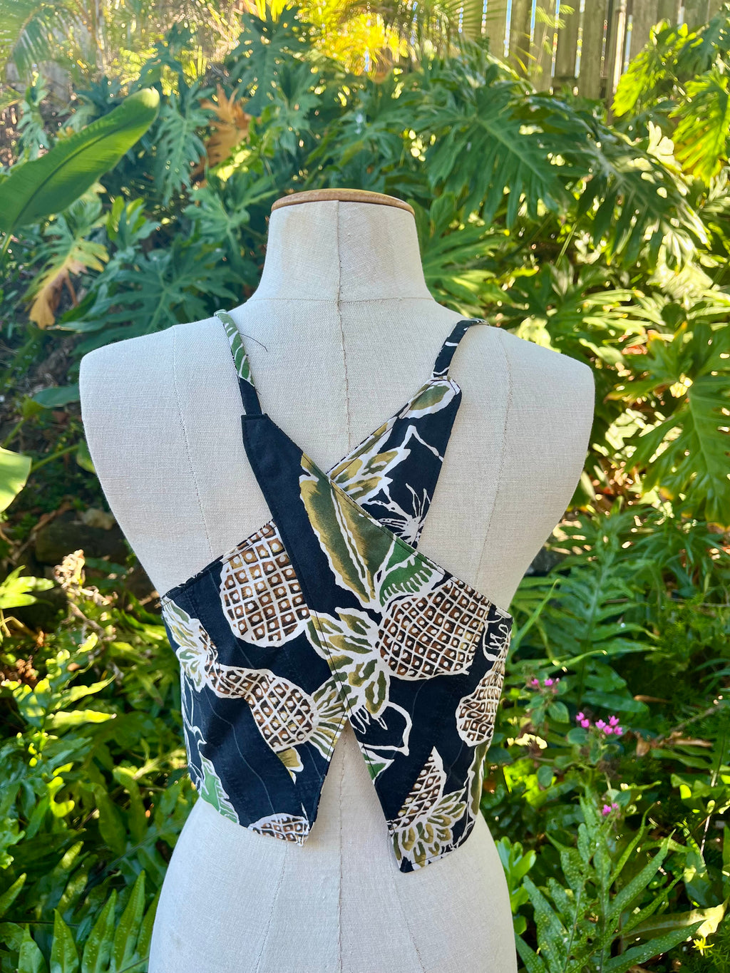 Reversible X Back Top - Size 6 - Pineapple Express