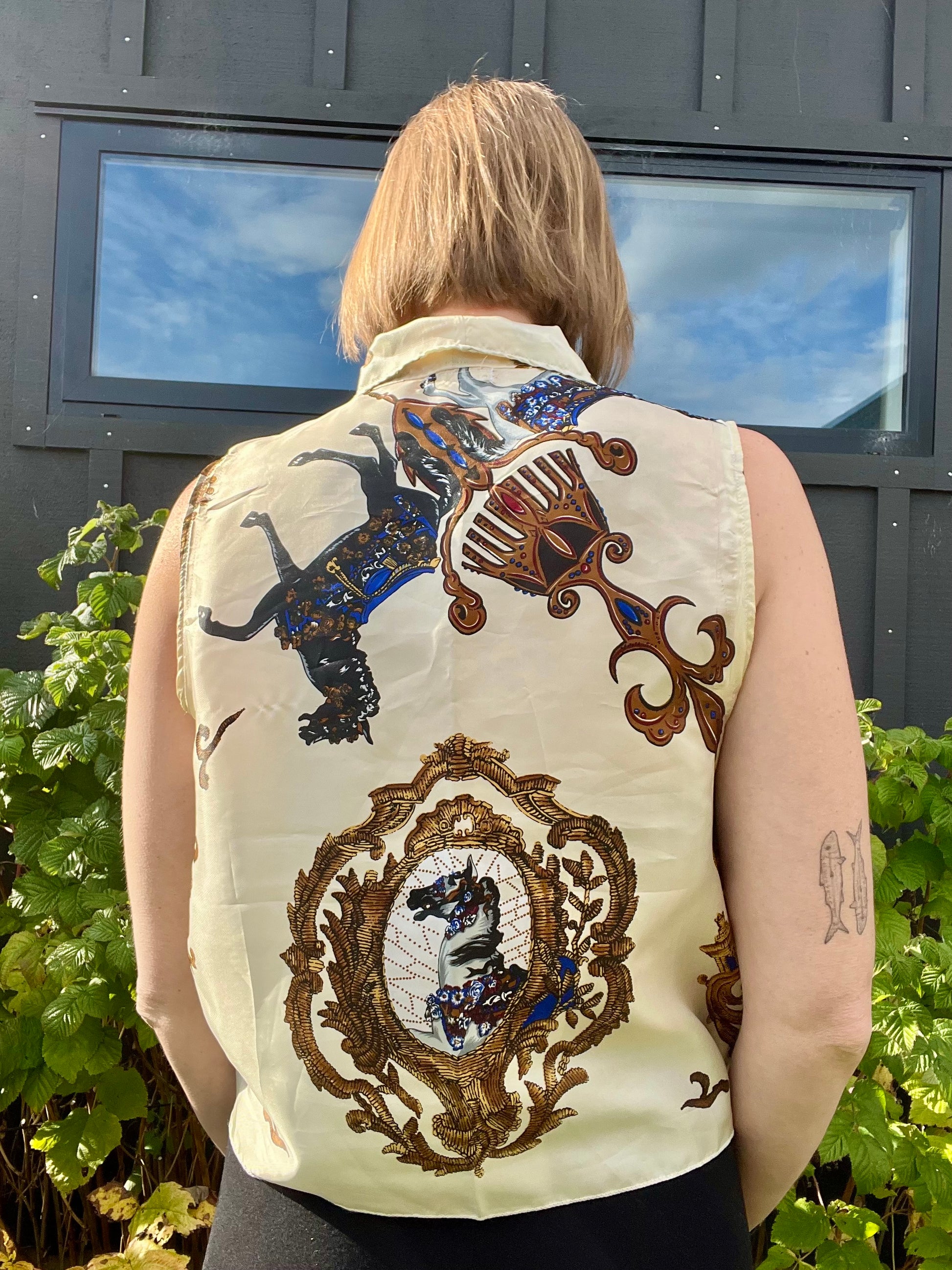 Aloha Friday - XS - Giddy Up