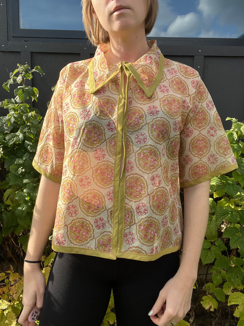 Aloha Friday - L - Pink Paisley