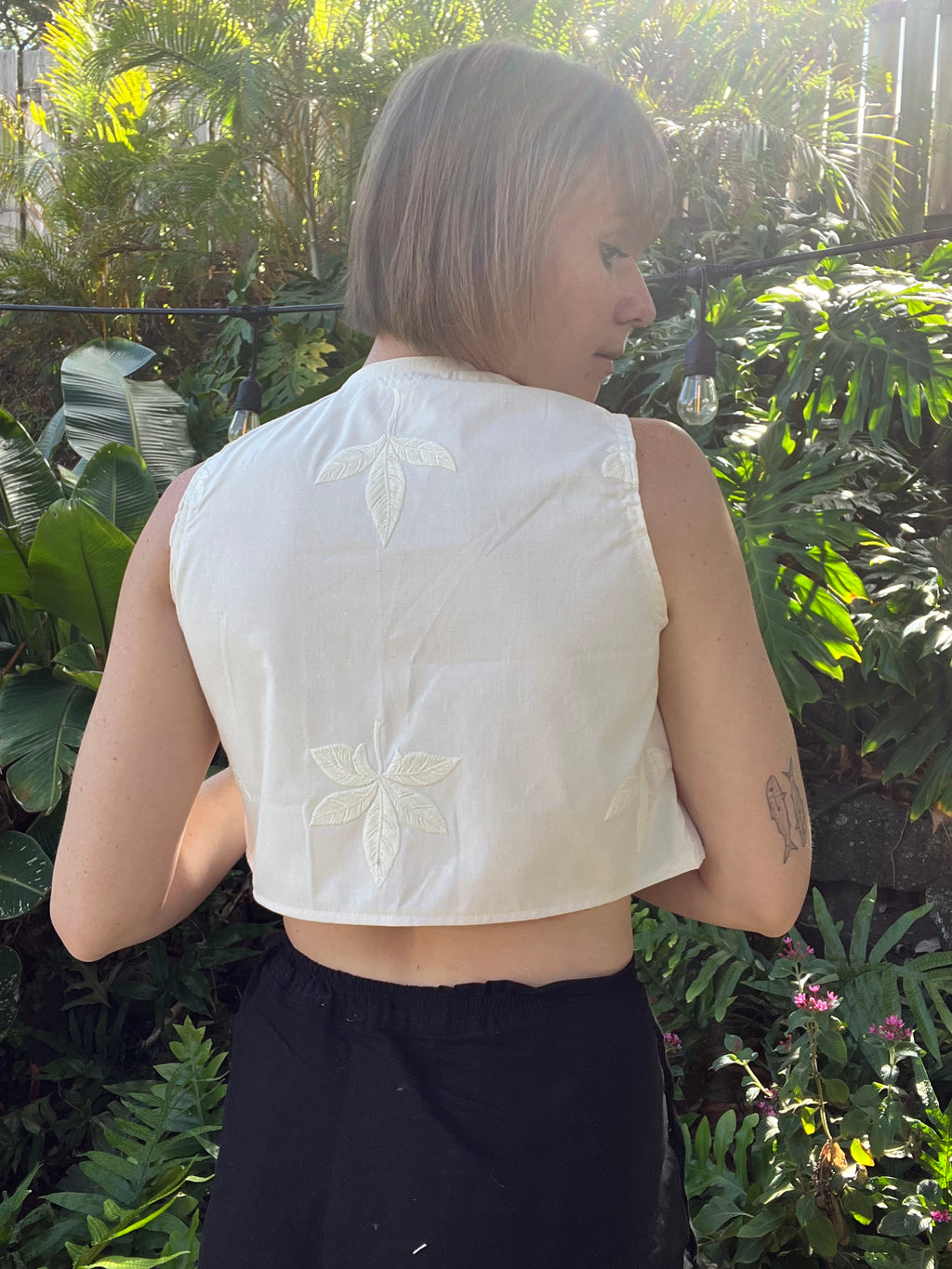 Table Top - XXS - White Lotus Table Cloth