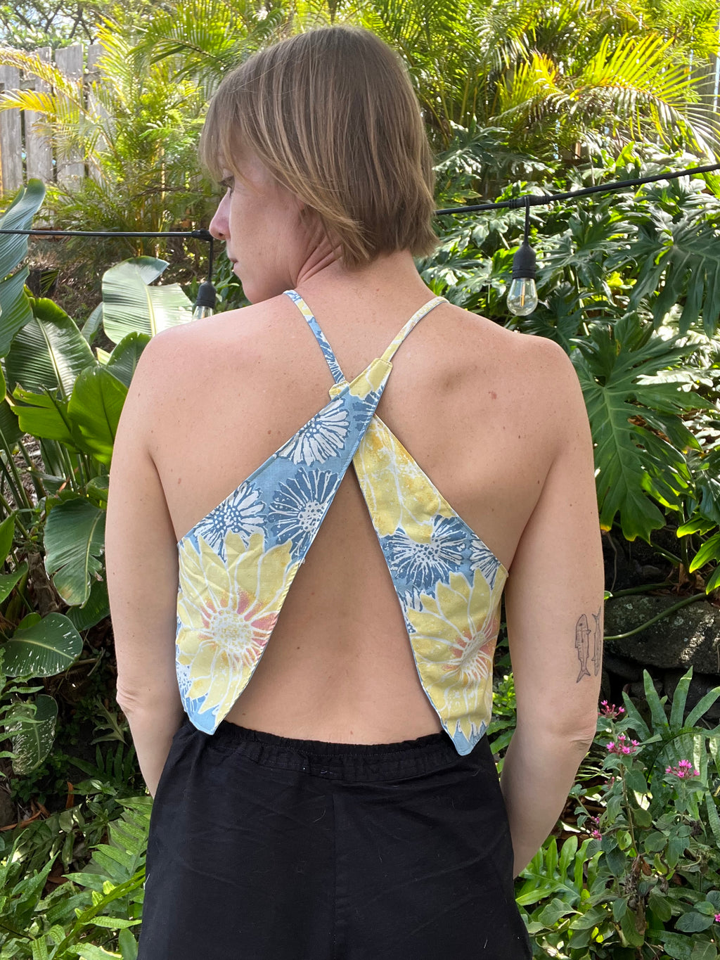 Reversible X Back Top - Size 4 - Sunshine Daisies