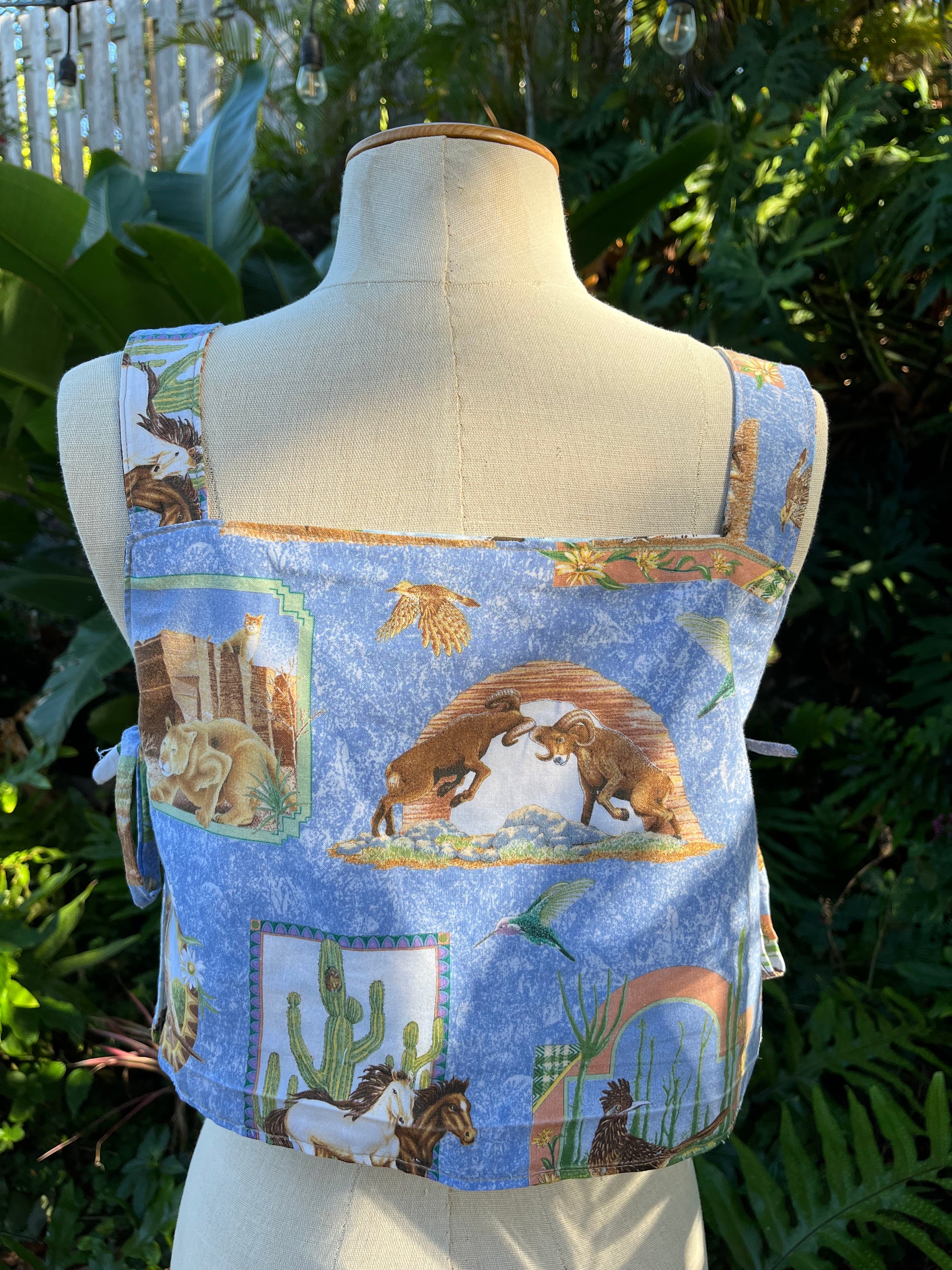 Throw on the Towel - Size 4 - The Wild West of England Tea Towel Top
