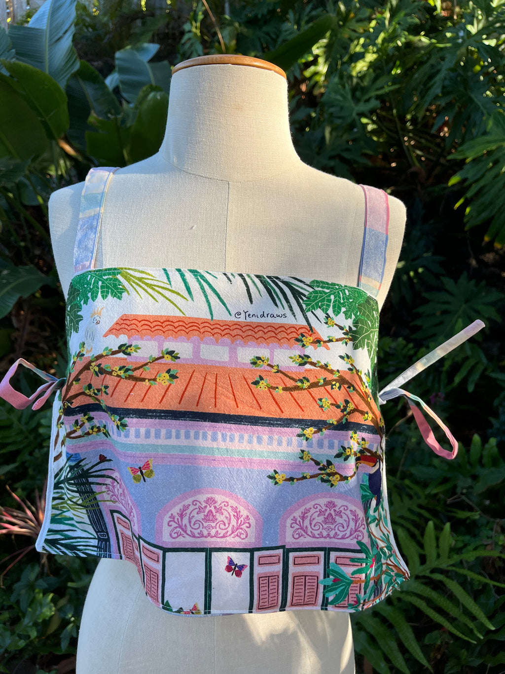 Throw on the Towel - Size 4 - The Wild West of England Tea Towel Top