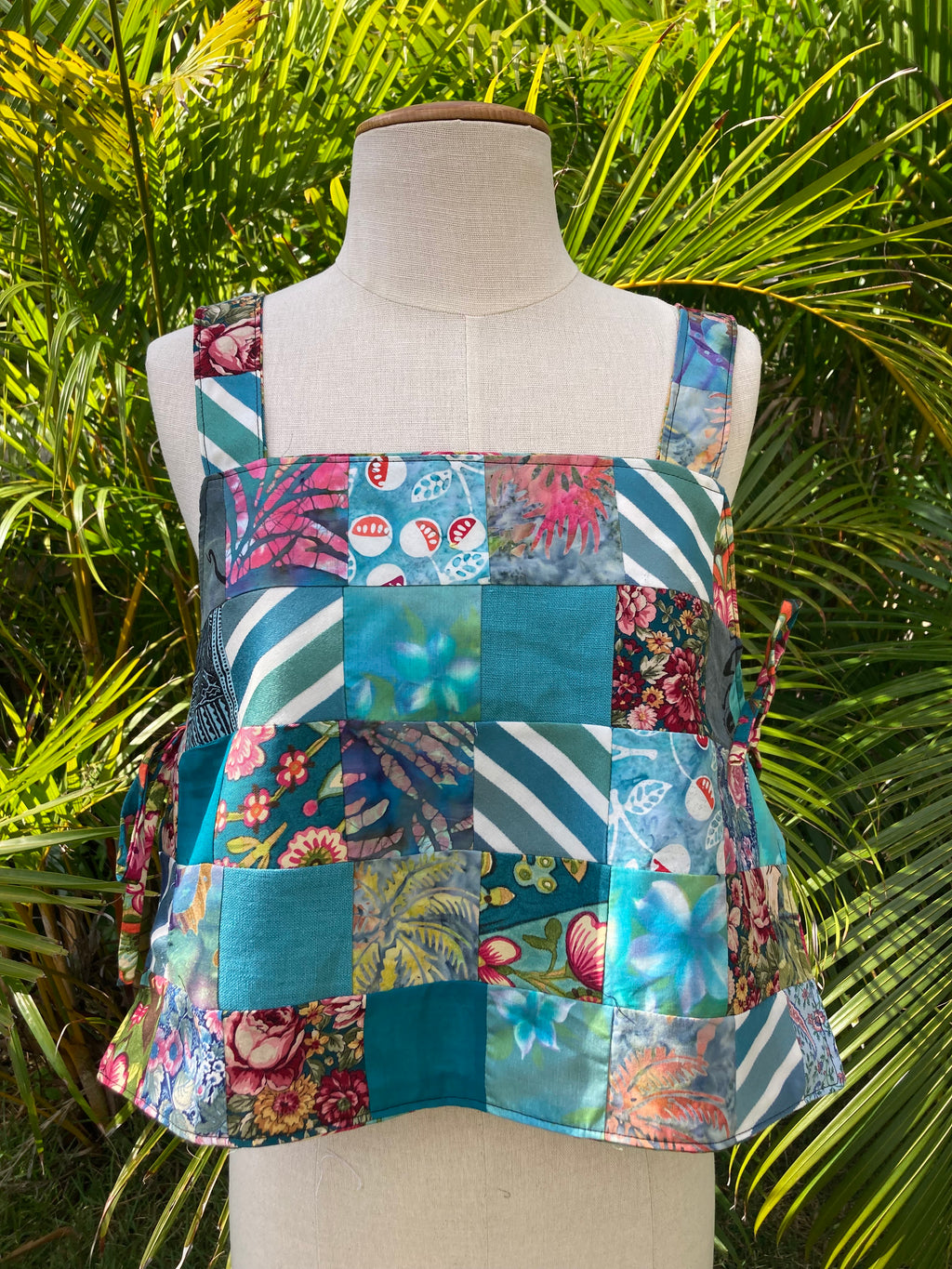 Reversible Quilted Side Tie Tank Top - Size 10 - Pink and Teal