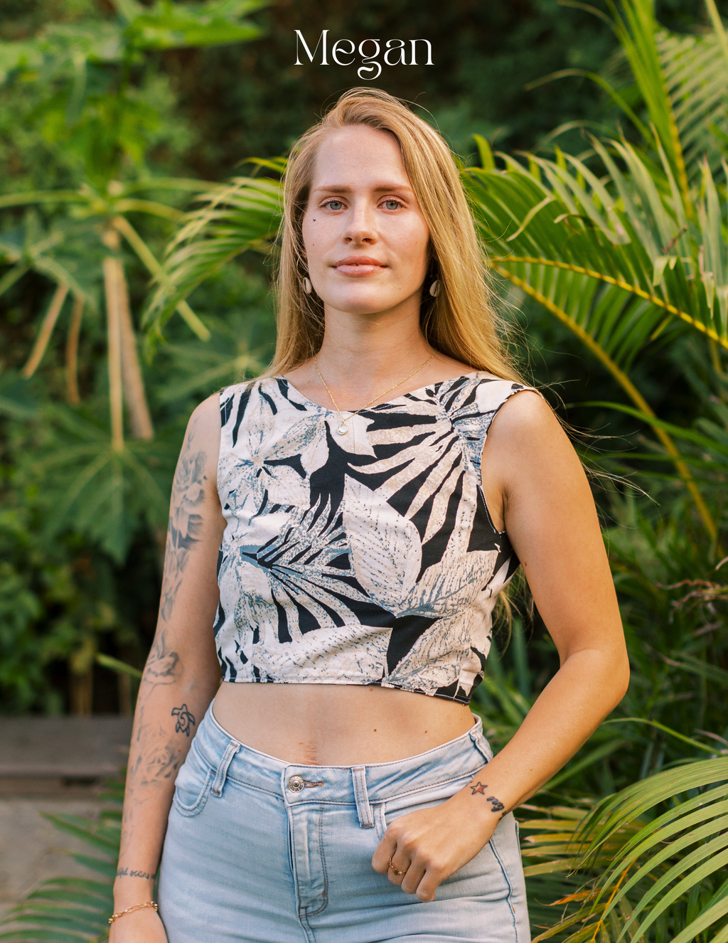 Reversible V Back Top - Small - Plumeria and Palms